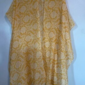 Yellow and White Patterned Kimono